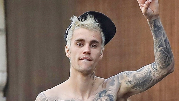 Justin Bieber Goes Shirtless & Shows Off His Muscular Body ...